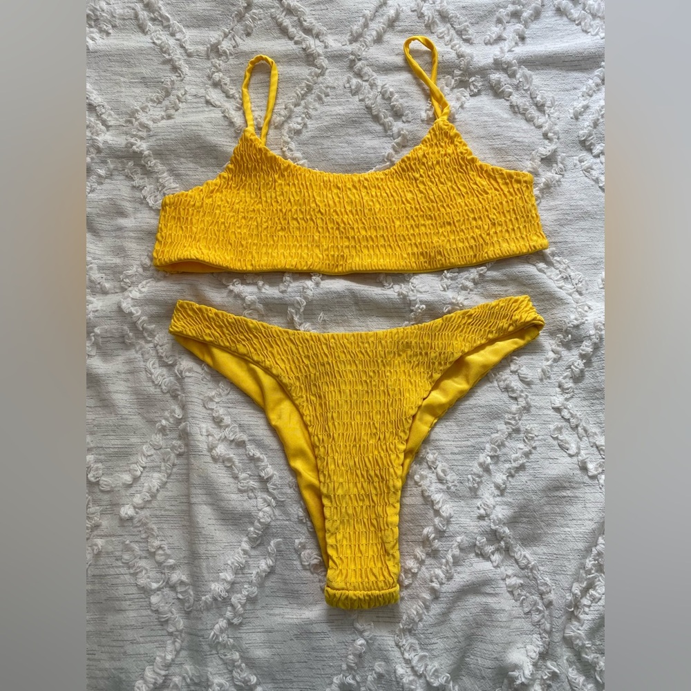 🦋 yellow ruched bikini set 🦋